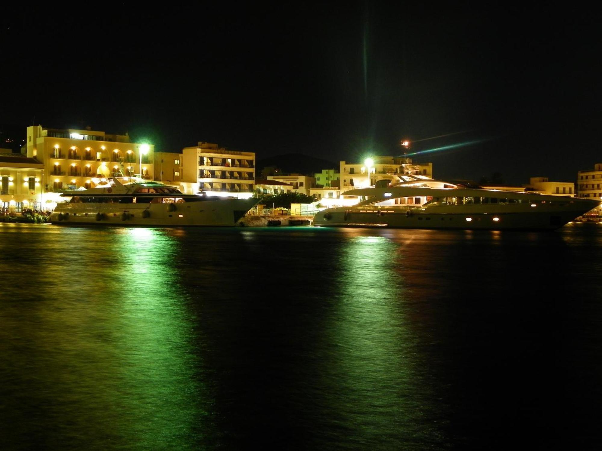 Poseidonio Hotel Tínos Exteriör bild